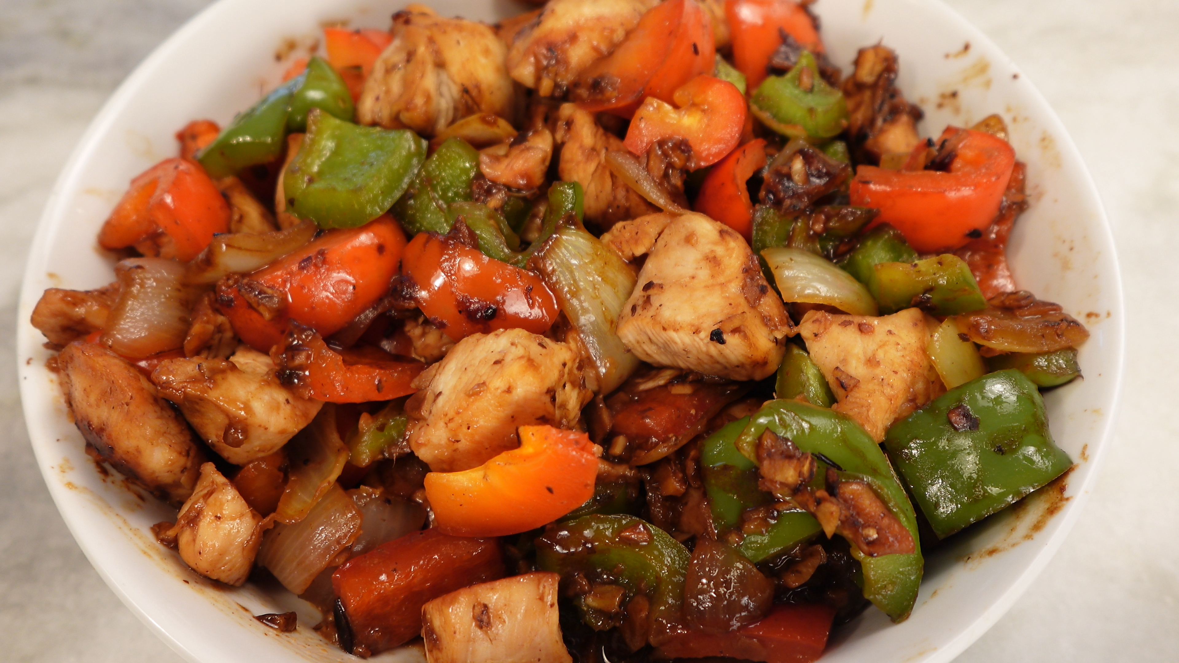 Poulet à la sauce aux haricots noirs